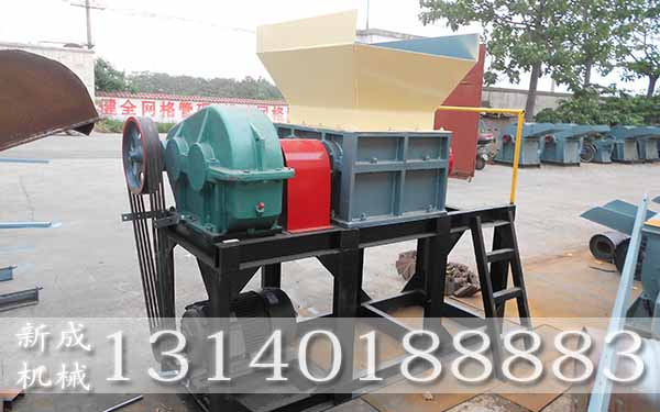 橡膠輪胎撕碎機掙錢(qián)嗎